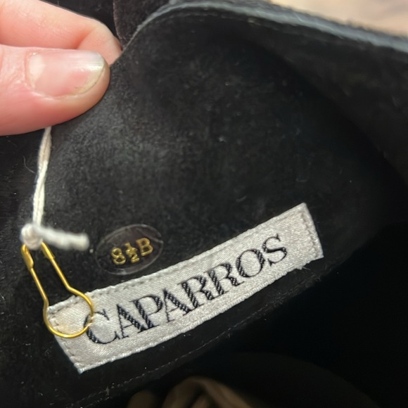 Vintage CAPARROS suede tall embellished boots - Picture 7 of 9